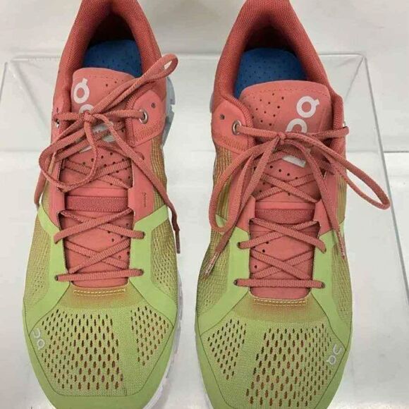 On Cloud Cloudflow Swiss Engineering Running Sneakers Tennis Shoes Size W9.5 - Picture 4 of 9